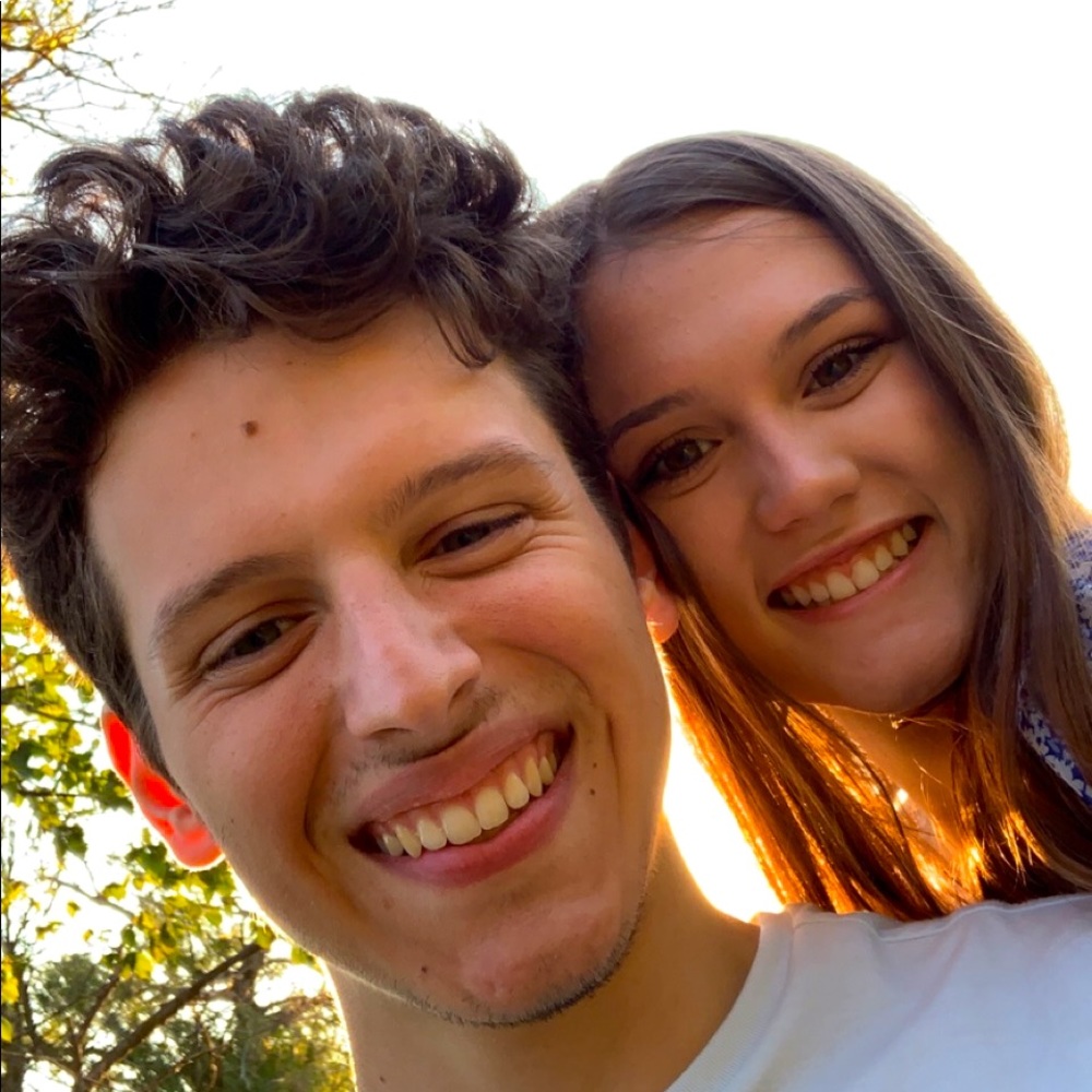 Meet your Posher, Dom